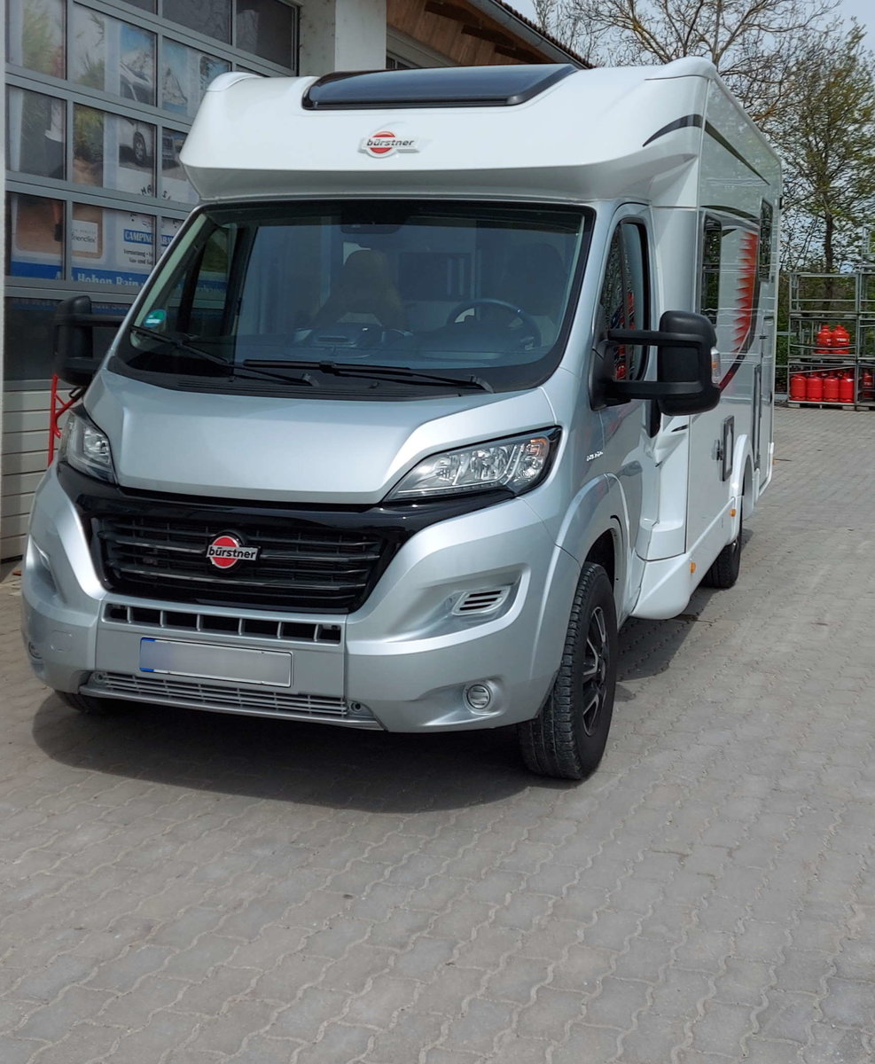 Wohnmobil der Marke bürstner beim Thomas Siegl Camping Caravan